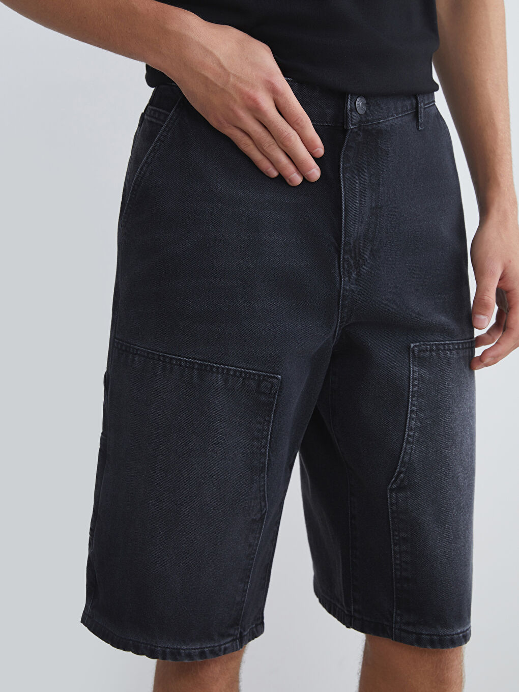 თავისუფალი ჭრის მამაკაცის ჯინსის შორტები-2