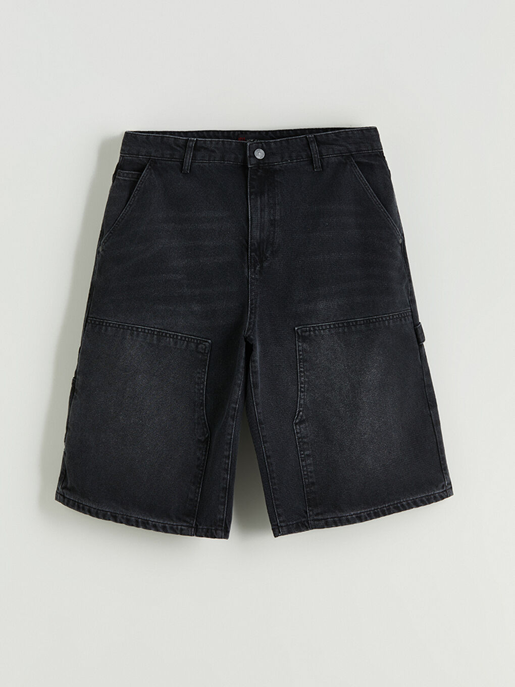 თავისუფალი ჭრის მამაკაცის ჯინსის შორტები-4