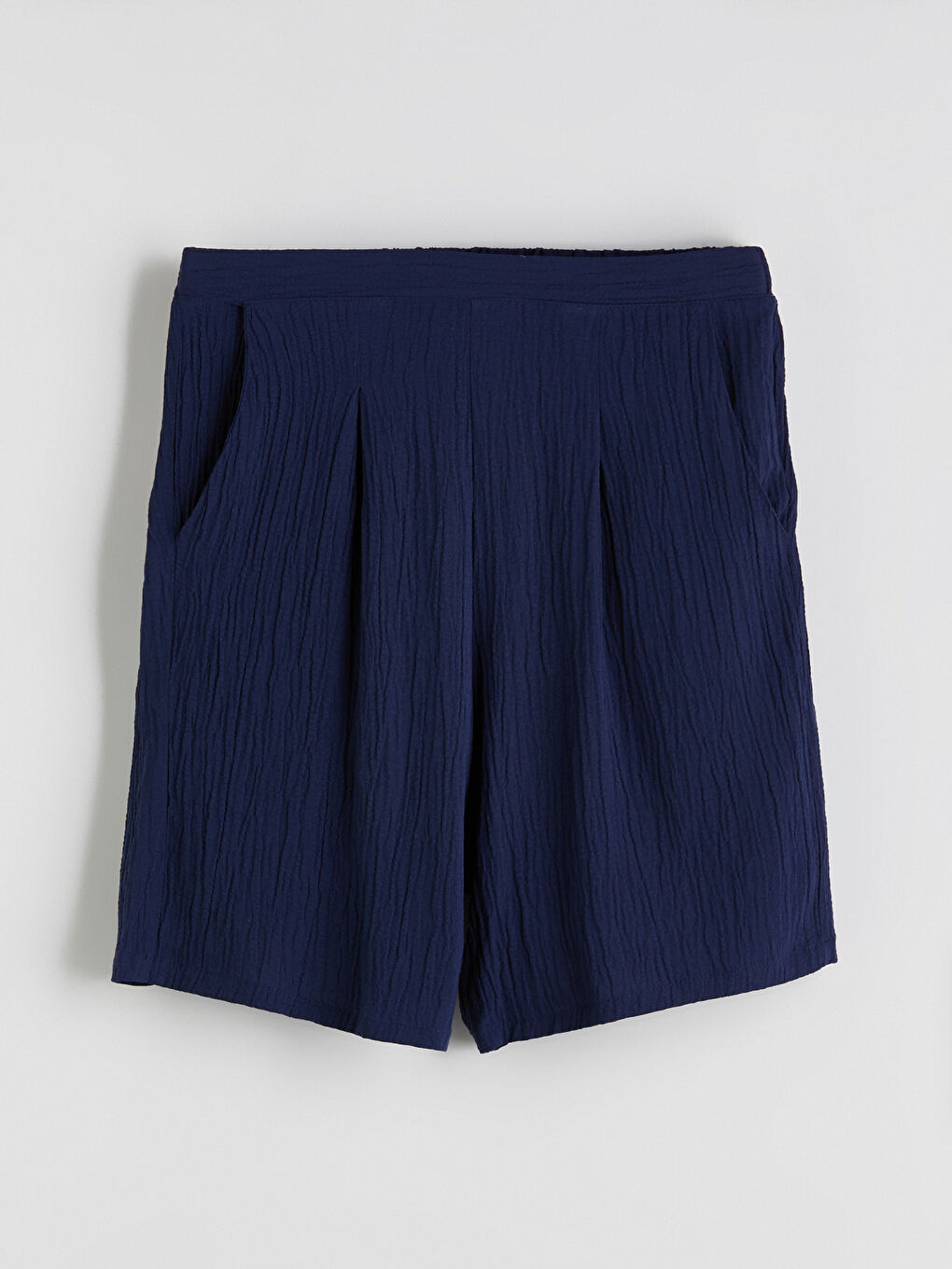 Lacivert Beli Lastikli Dokulu Kadın Şort-4