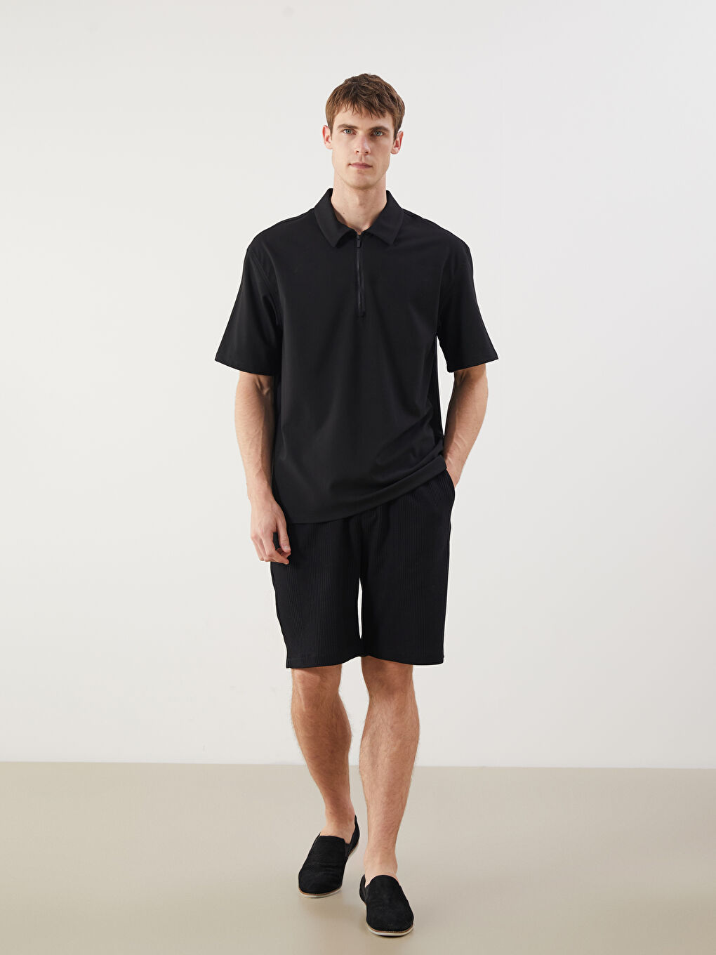 قميص رجالي بكم قصير بقصة عادية-1