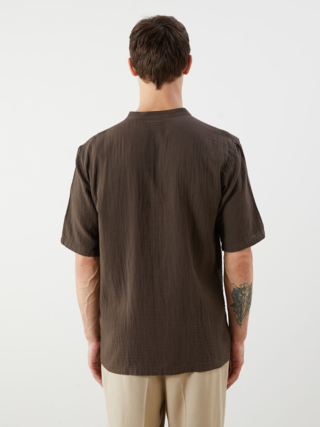 قمێسی پیاوانی مووسلینی یاخەحاکیمی قۆڵکورتی ڕێگولار فیت-3