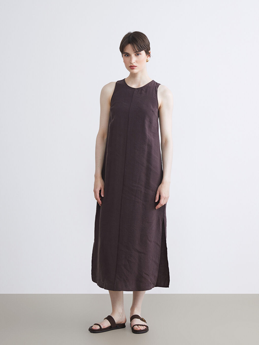 Kahverengi Bisiklet Yaka Modal Karışımlı Elbise