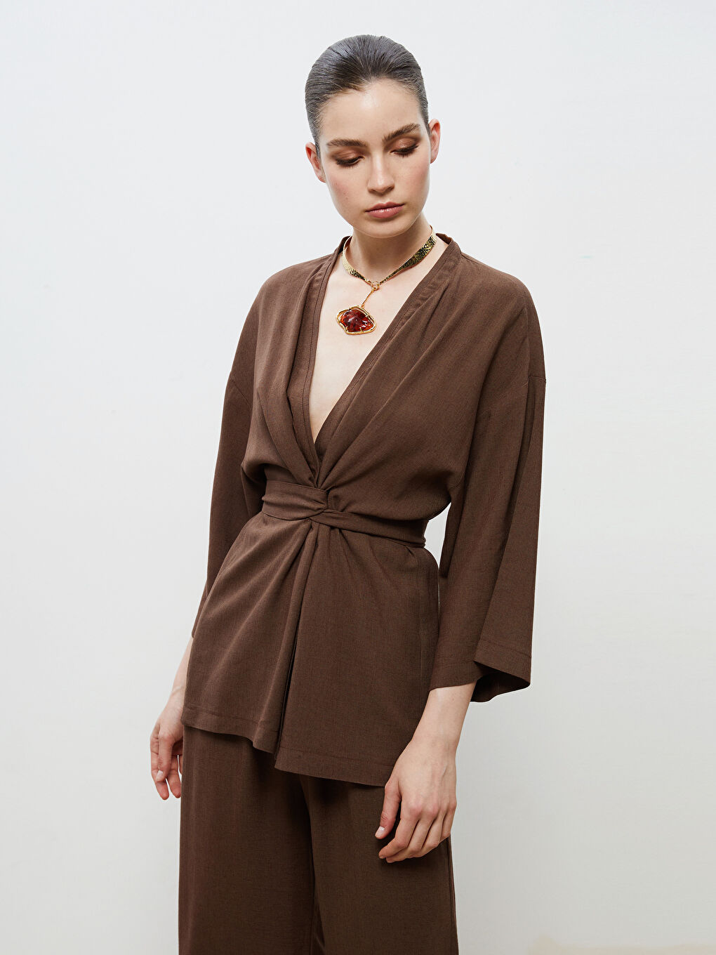 Kahverengi Şal Yaka Keten Karışımlı Kadın Kimono