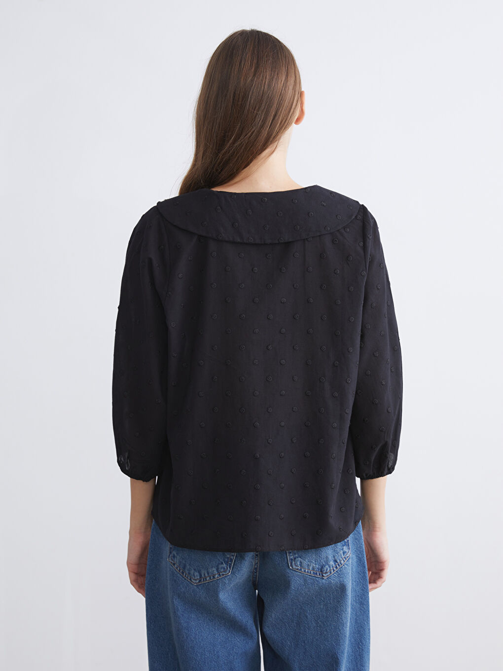 Siyah Bebe Yaka Nakışlı Fiyonklu Bluz-3