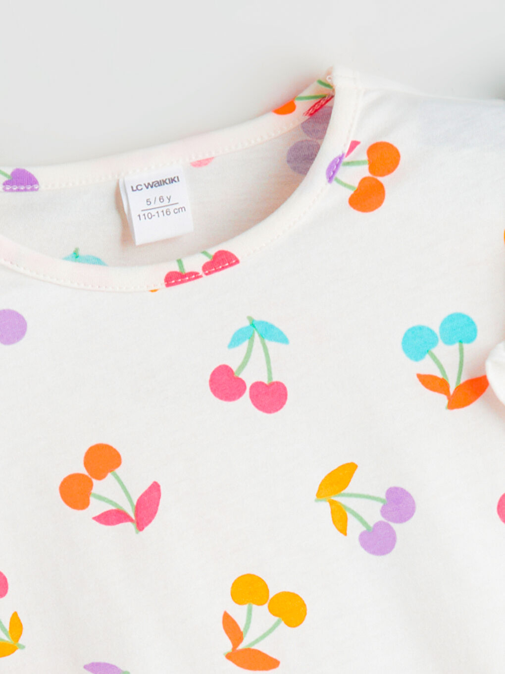 Ekru Bisiklet Yaka Baskılı Kız Çocuk Tişört-1