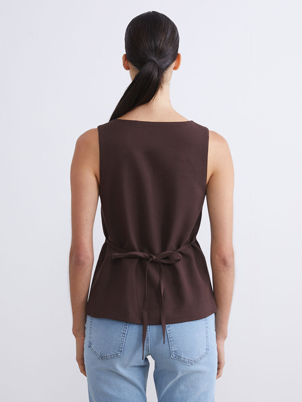 Kahverengi Kare Yaka Keten Karışımlı Kadın Klasik Yelek-3