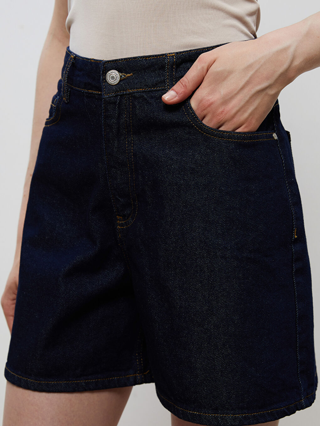 Woman NAVY Denim Shorts -S5RM79Z8-CS0