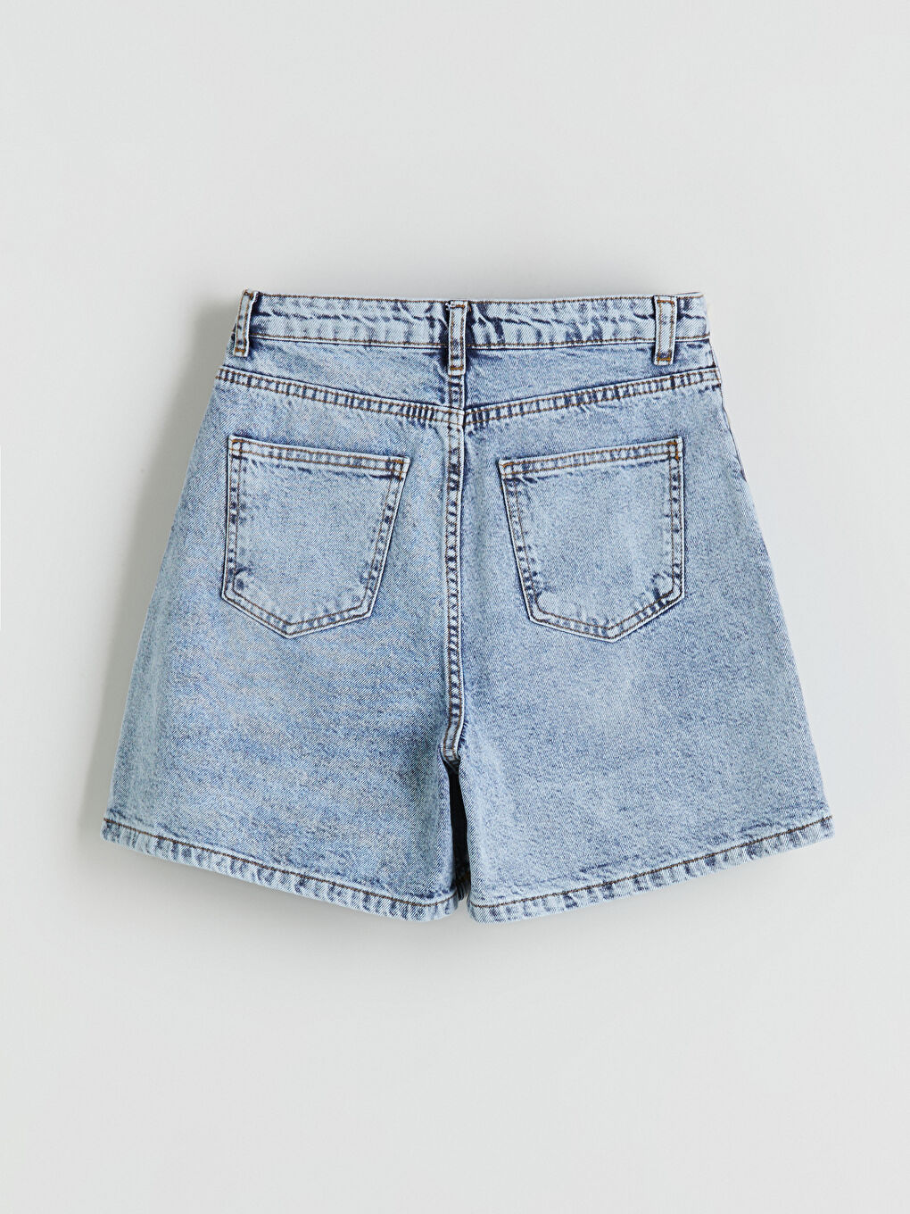 Mavi Loose Fit Kadın Jean Şort-5