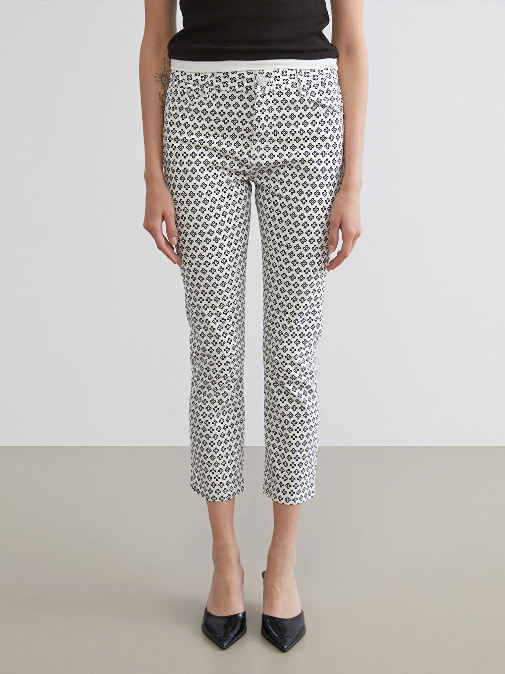 Standard Fit Patterned Women's Rodeo Jeans-1