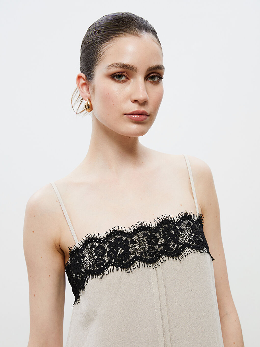 Ekru Kare Yaka Keten Karışımlı Askılı Elbise-1