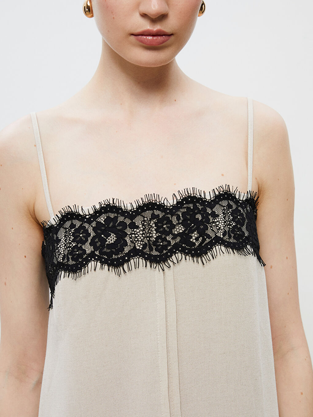 Ekru Kare Yaka Keten Karışımlı Askılı Elbise-2