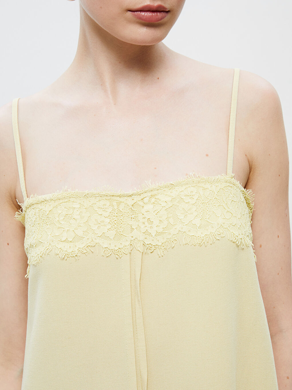 Sarı Kare Yaka Keten Karışımlı Askılı Elbise-2