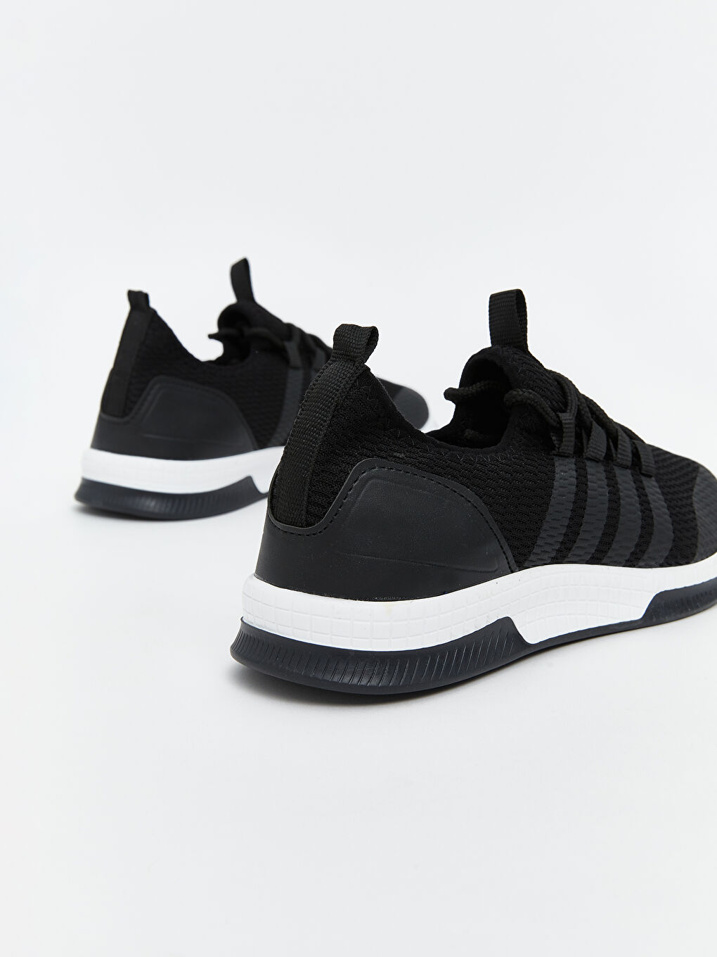 Siyah File Detaylı Bağcıklı Kadın Spor Ayakkabı-4