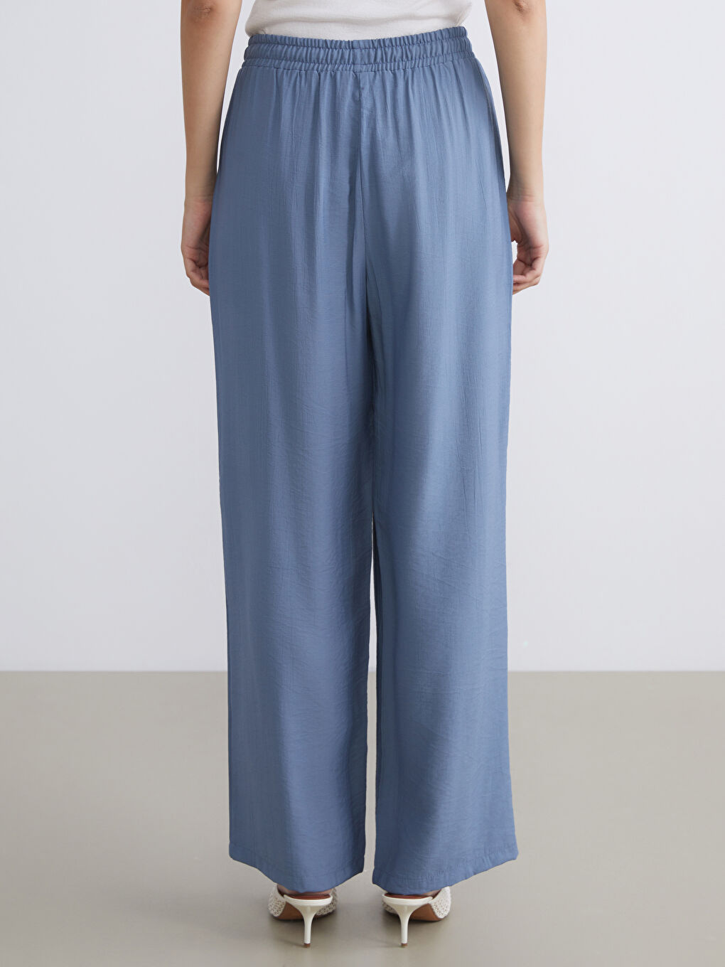 LCWAIKIKI Classic Elastic Waist Wide Leg Women's Trousers -S5RN40Z8-H8X
