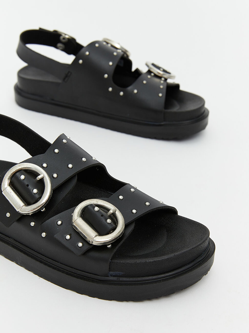 Siyah Deri Görünümlü Kız Çocuk Sandalet-2