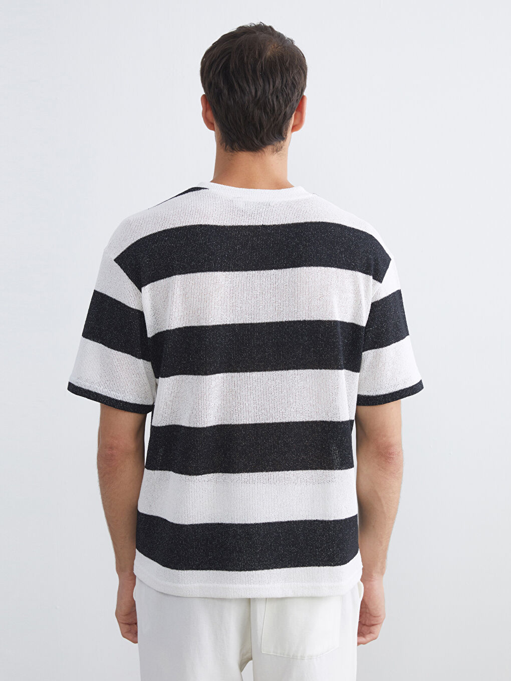 Lacivert Bisiklet Yaka Çizgili Erkek Tişört-3