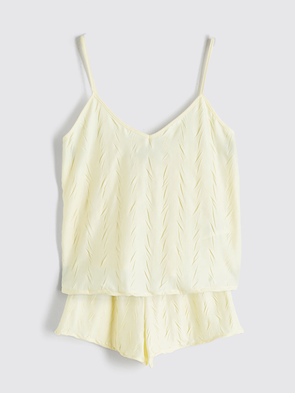 Sarı V Yaka Dokulu Askılı Kadın Şortlu Pijama Takımı-4