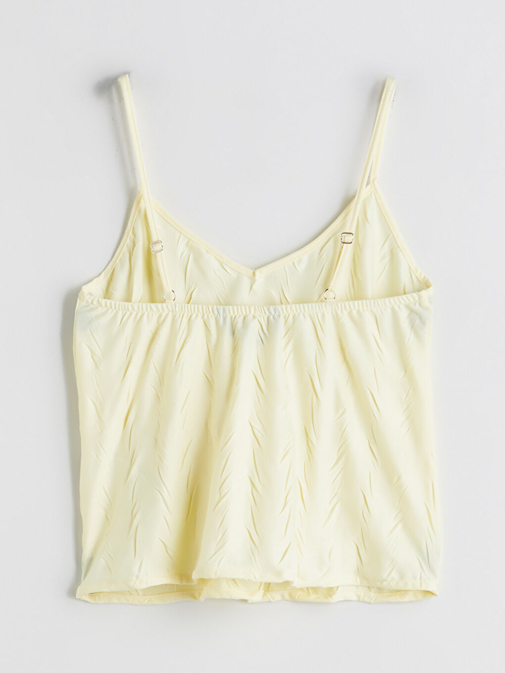 Sarı V Yaka Dokulu Askılı Kadın Şortlu Pijama Takımı-6