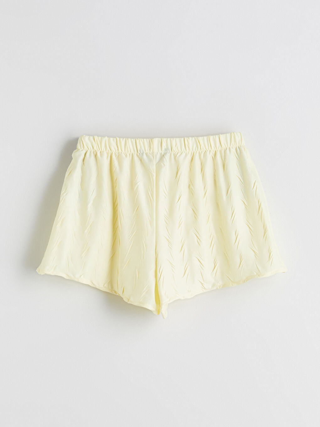 Sarı V Yaka Dokulu Askılı Kadın Şortlu Pijama Takımı-7