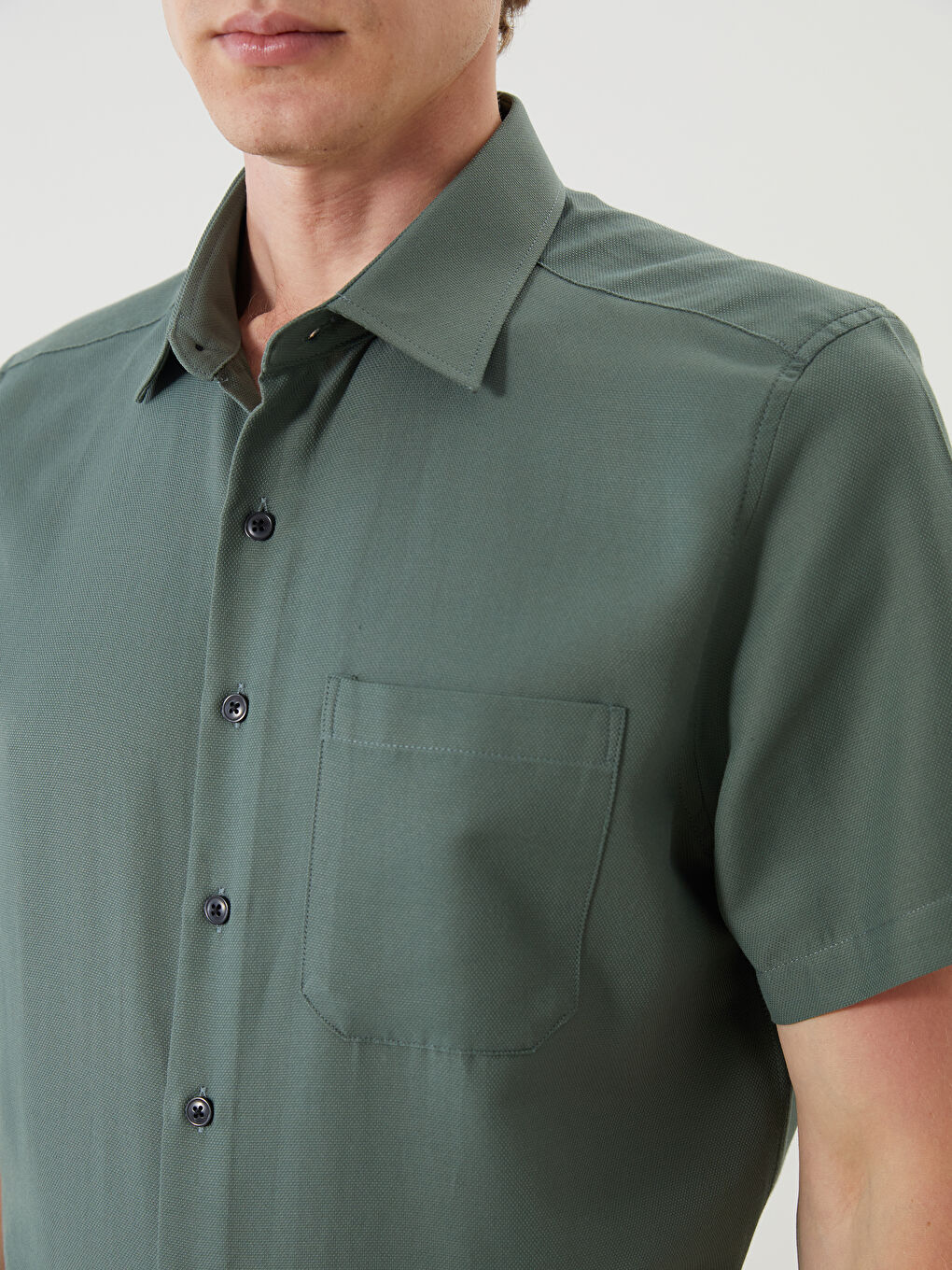 Yeşil Regular Fit Kısa Kollu Armürlü Erkek Gömlek-2
