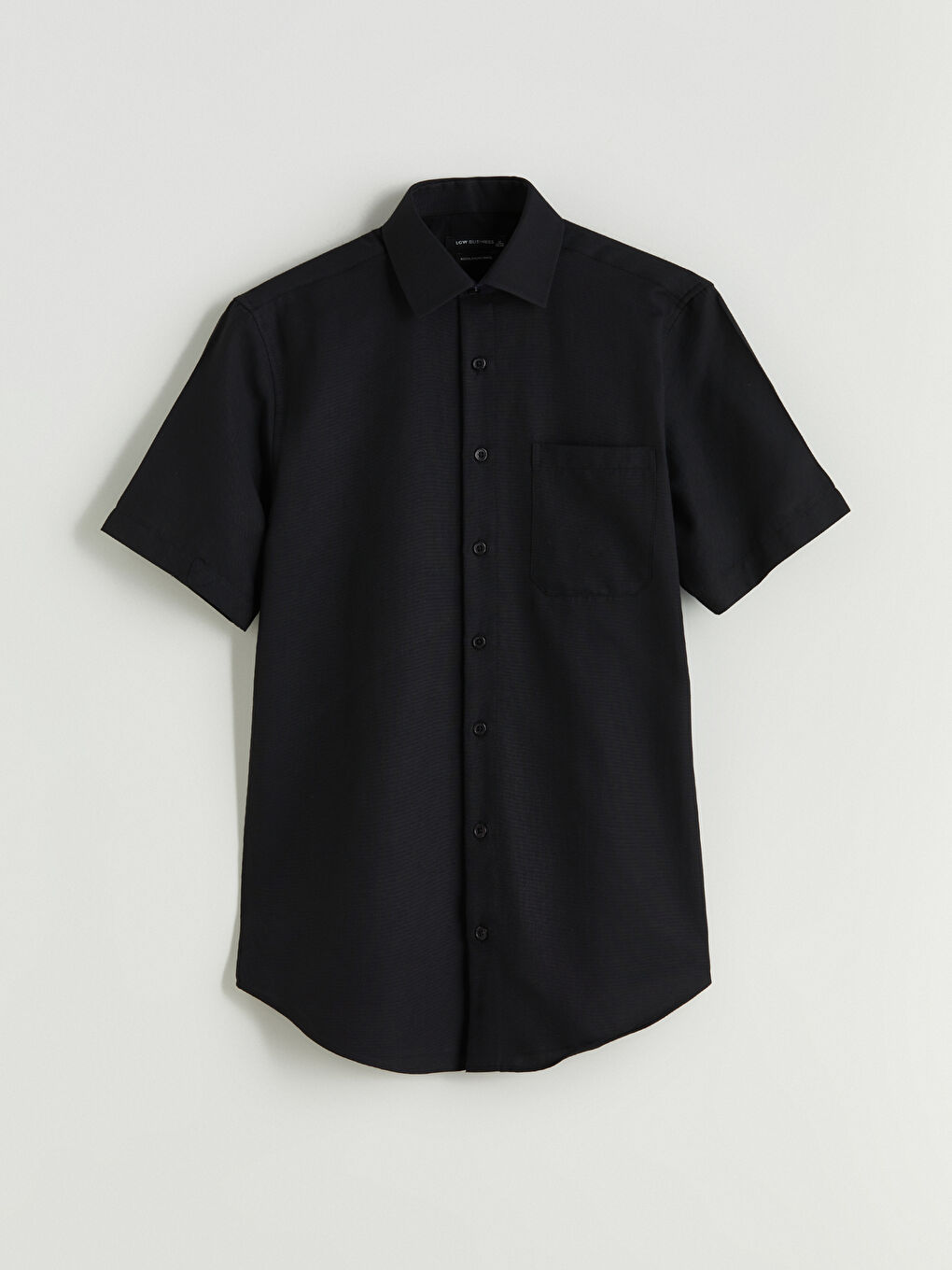 Siyah Regular Fit Kısa Kollu Armürlü Erkek Gömlek-4