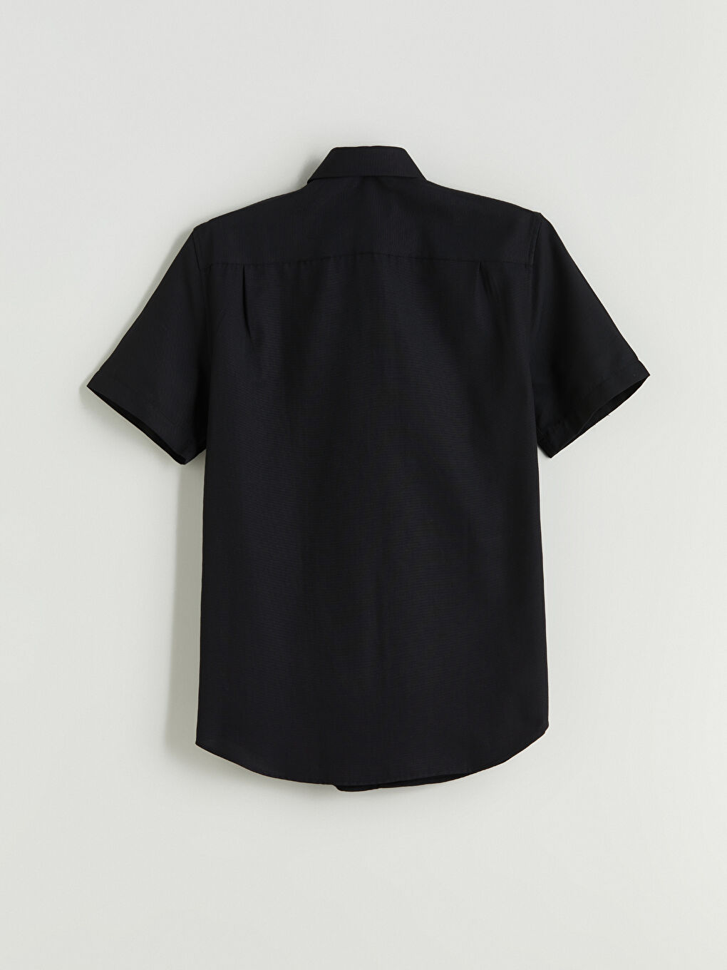 Siyah Regular Fit Kısa Kollu Armürlü Erkek Gömlek-5