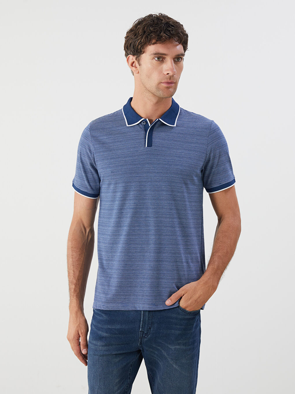 Mavi Polo Yaka Çizgili Erkek Tişört