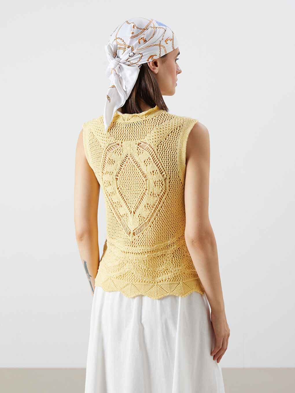 Sarı Dik Yaka Ajurlu Kadın Triko Atlet-3