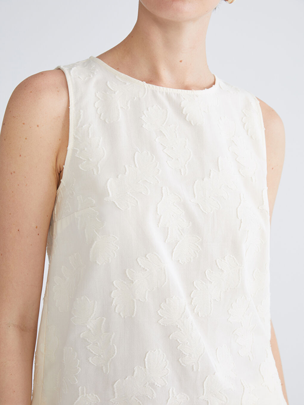 Crew Neck Self-Patterned Blouse-6