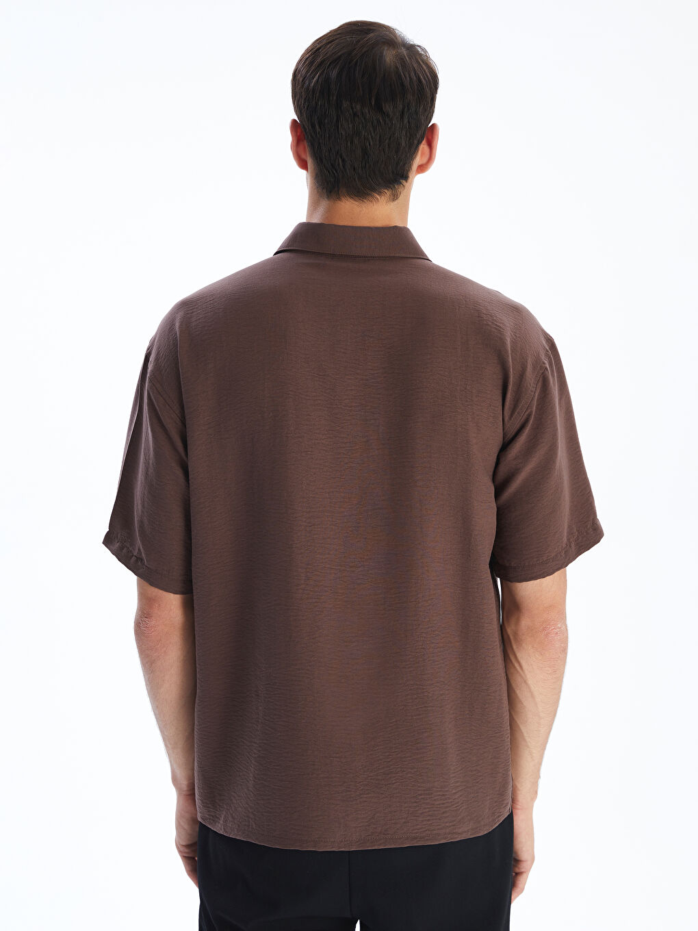 Kahverengi Regular Fit Kısa Kollu Armürlü Erkek Gömlek-3
