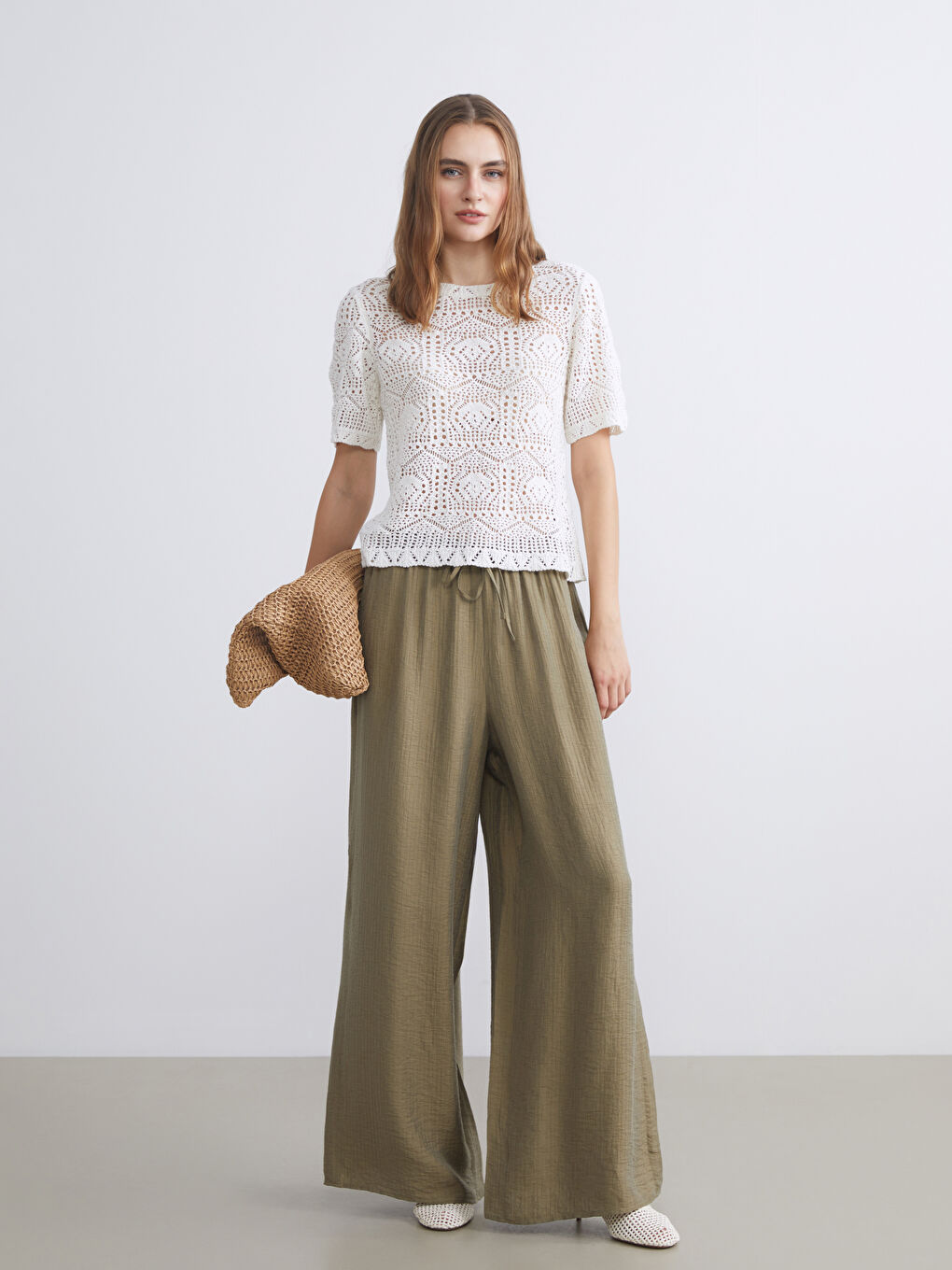 Elasticated Waist Textured Women's Trousers