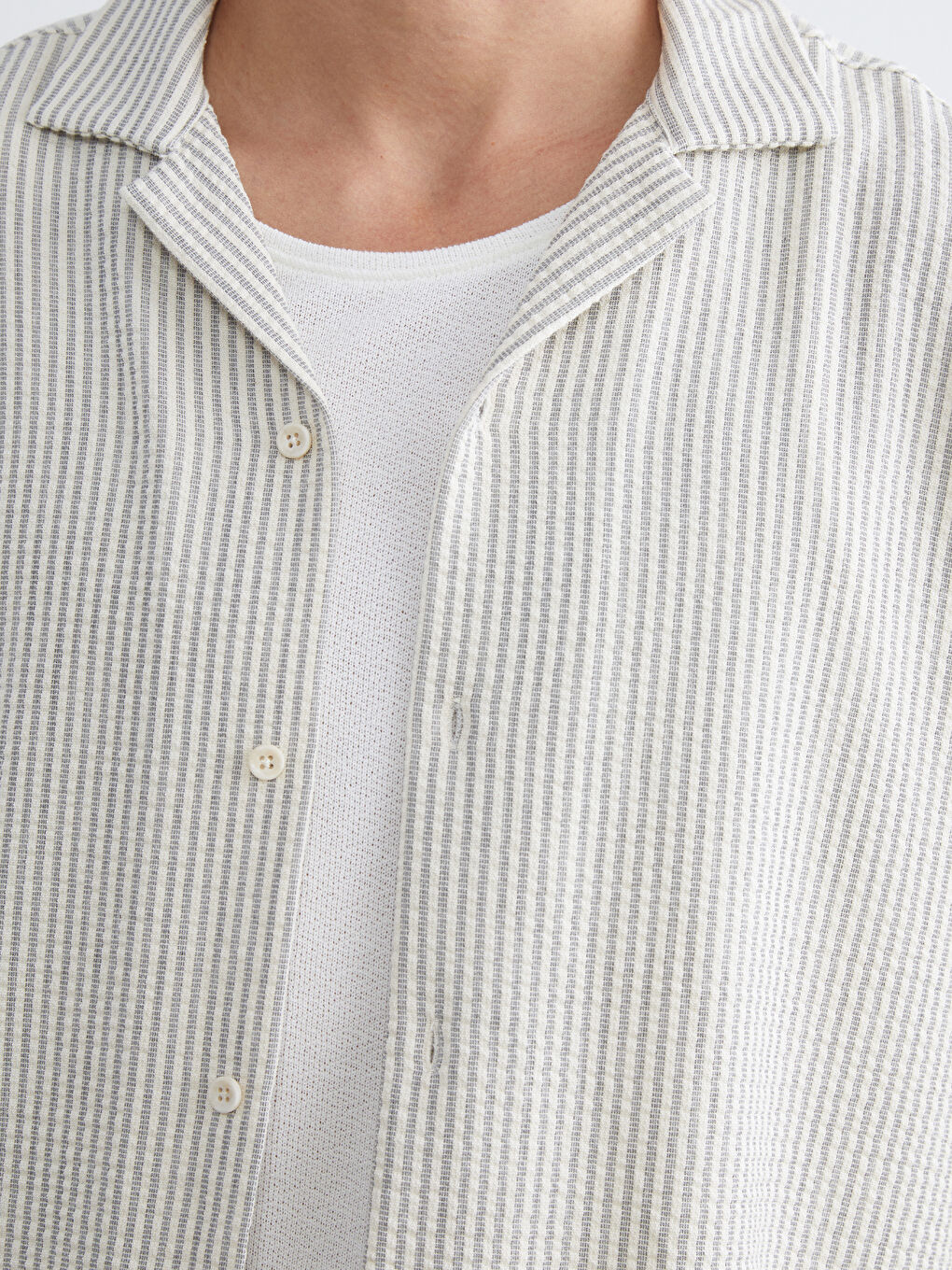 Ekru Regular Fit Resort Yaka Kısa Kollu Çizgili Erkek Gömlek-2