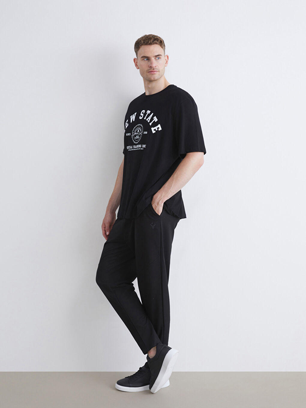 Siyah Büyük Beden Standart Kalıp Erkek Eşofman Altı-1