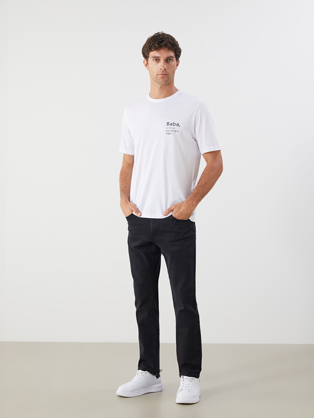 LCWAIKIKI Classic Crew Neck Jersey Men's T-Shirt -S5RP55Z8-Q6K