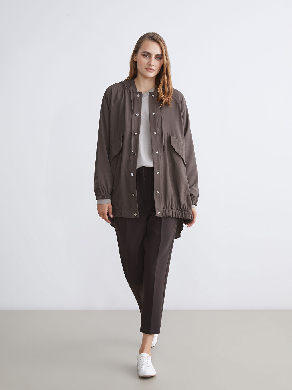 Kahverengi Kapüşonlu Kadın Ceket-2