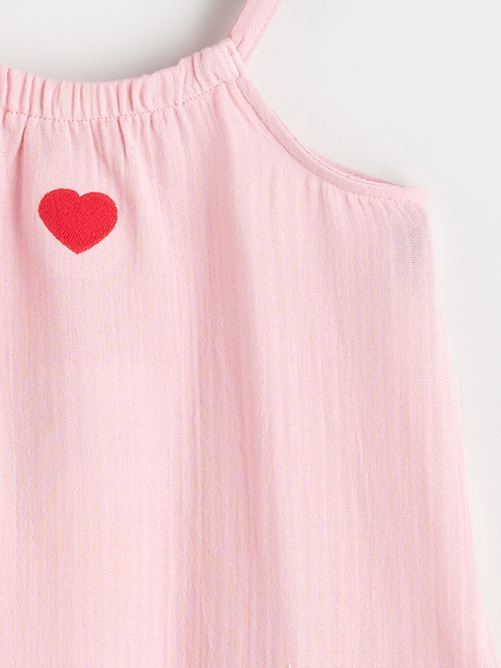 Pembe Kalp Nakışlı Kız Çocuk Müslin Elbise-1