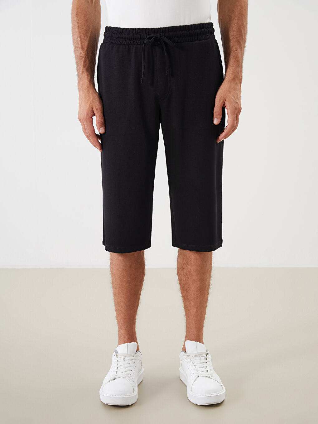 Siyah Standart Kalıp Erkek Şort-2