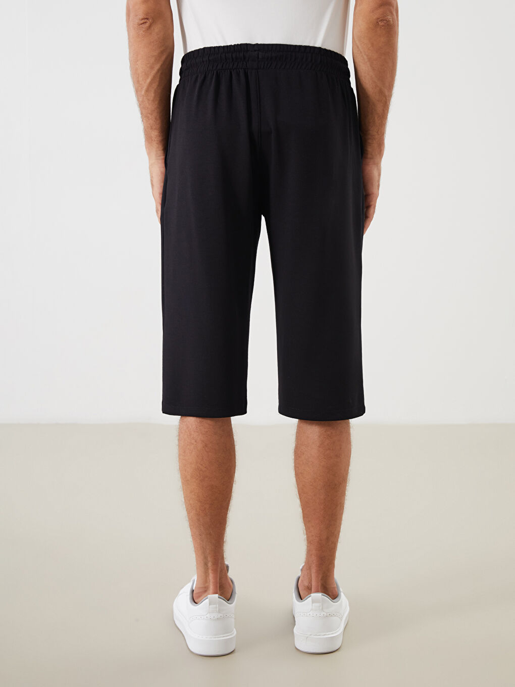 Siyah Standart Kalıp Erkek Şort-6