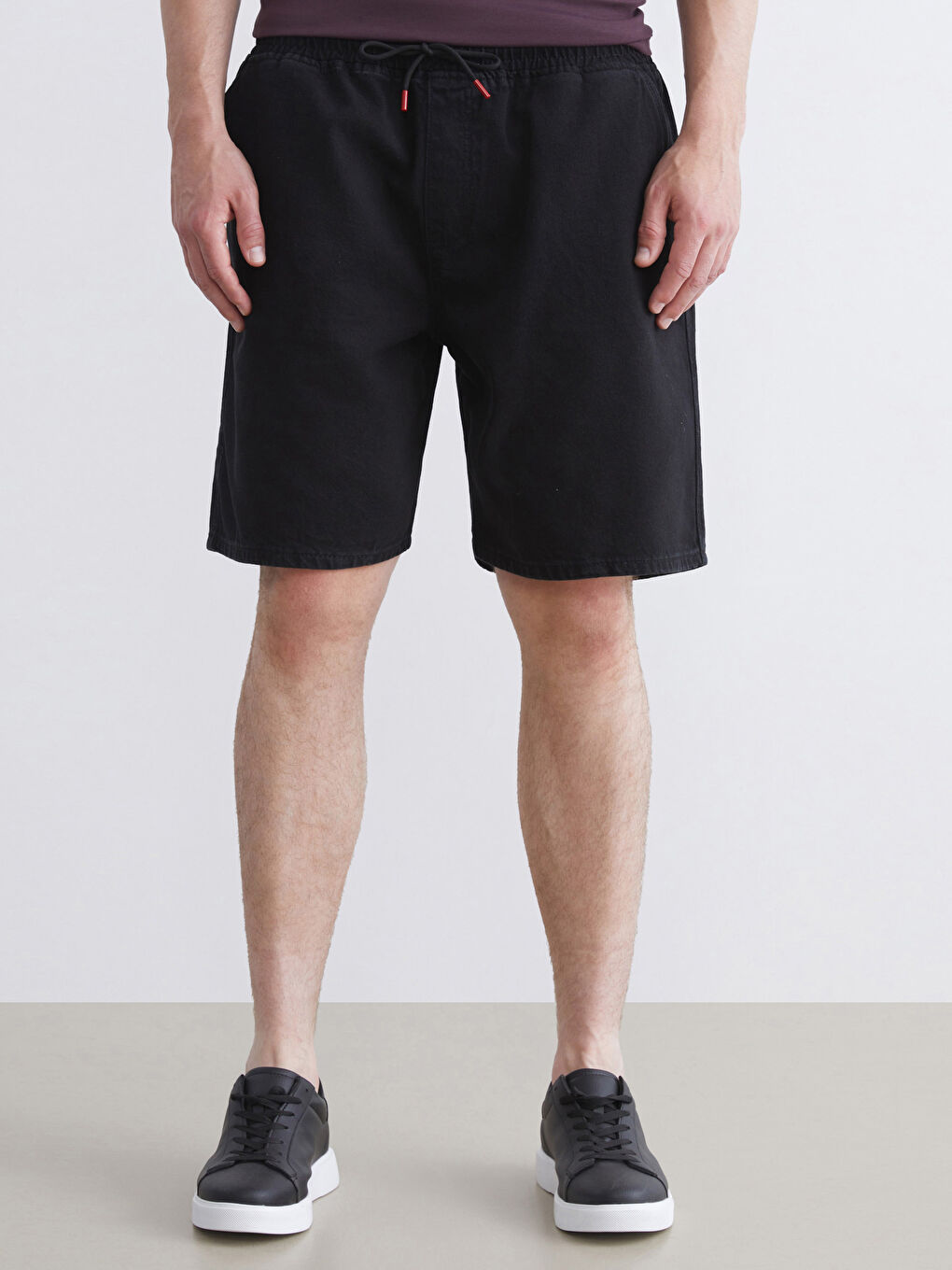 Siyah Büyük Beden Rahat Kalıp Erkek Jean Şort-3