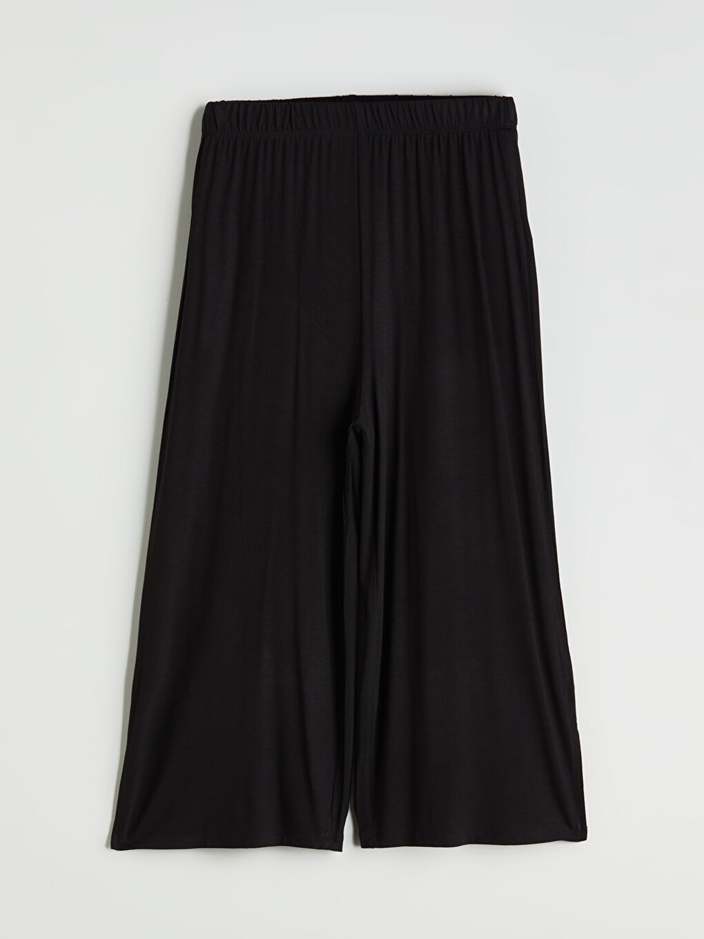 Siyah Beli Lastikli Geniş Paça Kadın Kapri-5