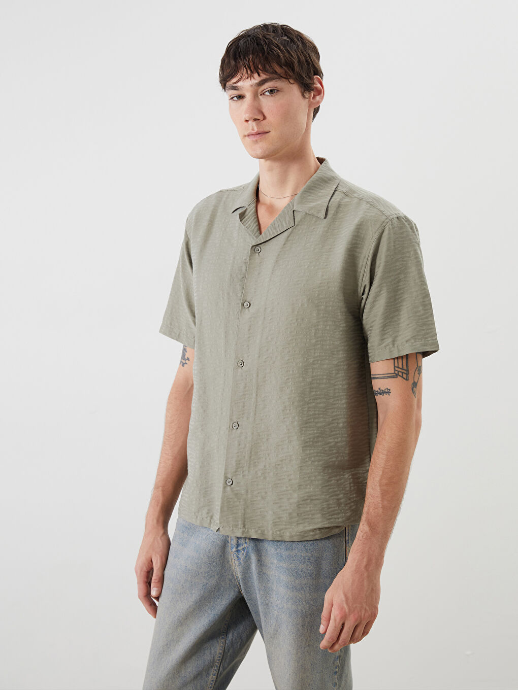 Yeşil Rahat Kalıp Resort Yaka Kısa Kollu Desenli Erkek Gömlek