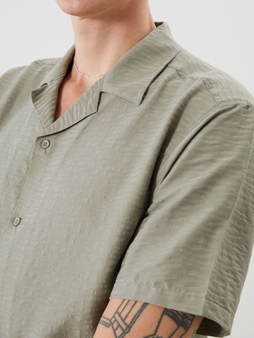 Yeşil Rahat Kalıp Resort Yaka Kısa Kollu Desenli Erkek Gömlek-2