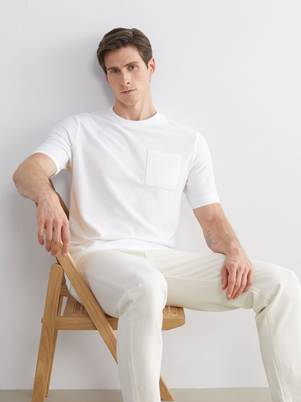 Ekru Bisiklet Yaka Erkek Tişört