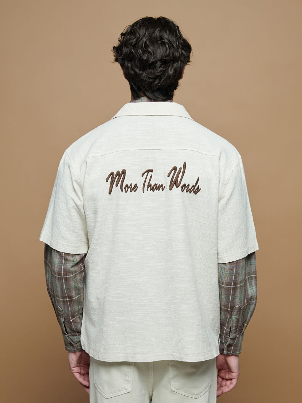 Bej Regular Fit Nakışlı Erkek Gömlek-4