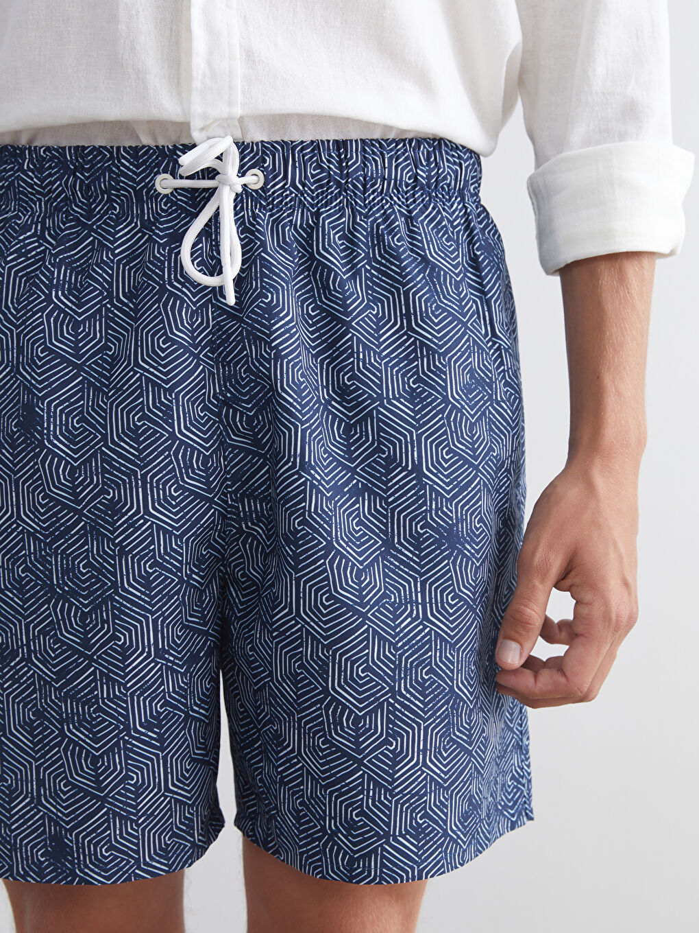 Lacivert Kısa Boy Desenli Erkek Deniz Şortu-2