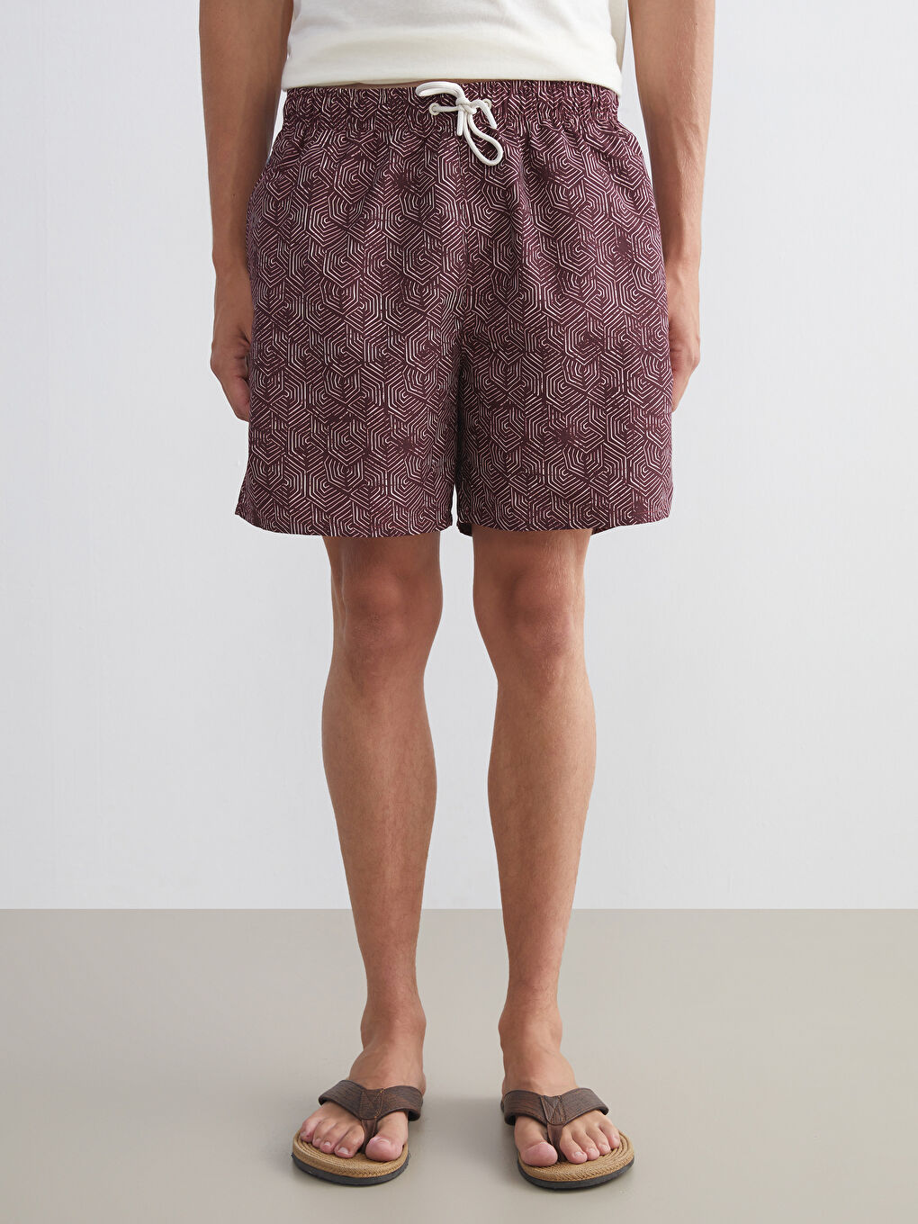 Kırmızı Kısa Boy Desenli Erkek Deniz Şortu-1