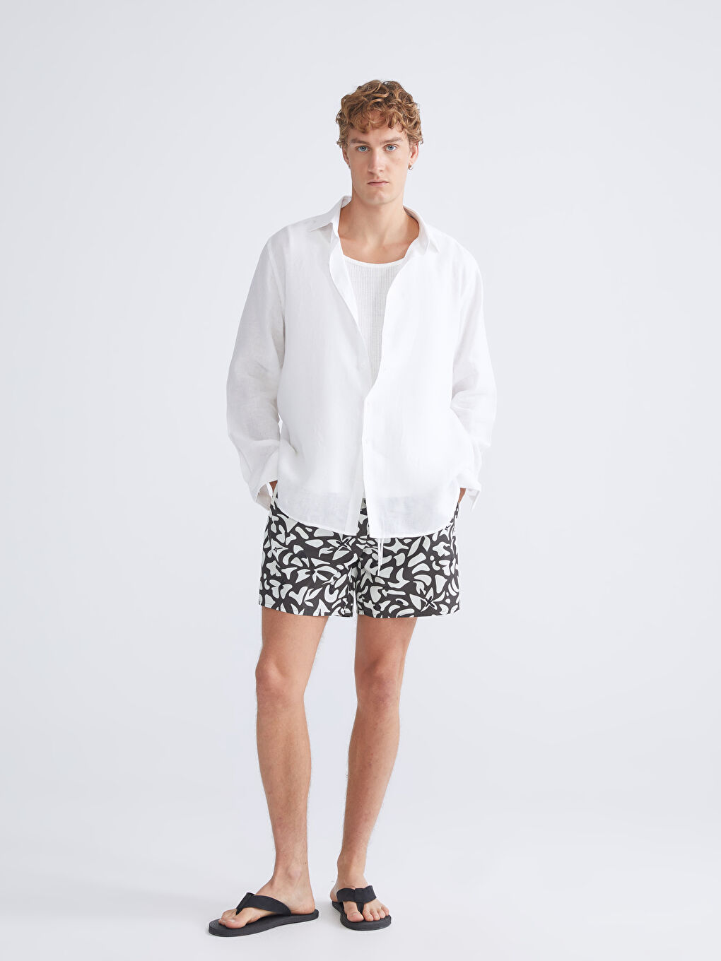 Haki Kısa Boy Desenli Erkek Deniz Şortu-1
