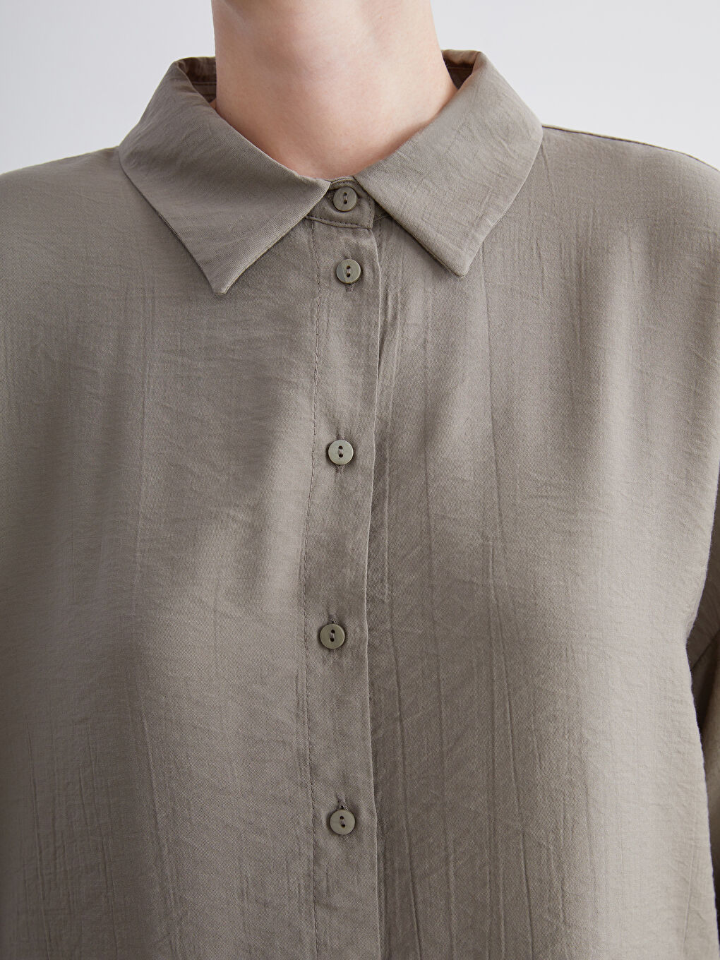 Haki Dokulu Kadın Gömlek-2