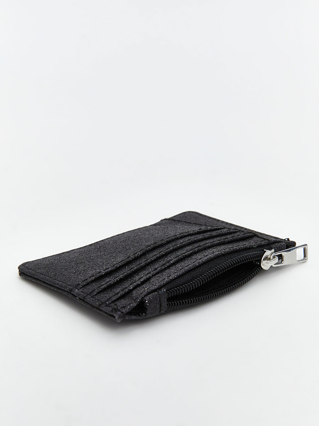 Siyah Fermuarlı Kadın Kartlık-4