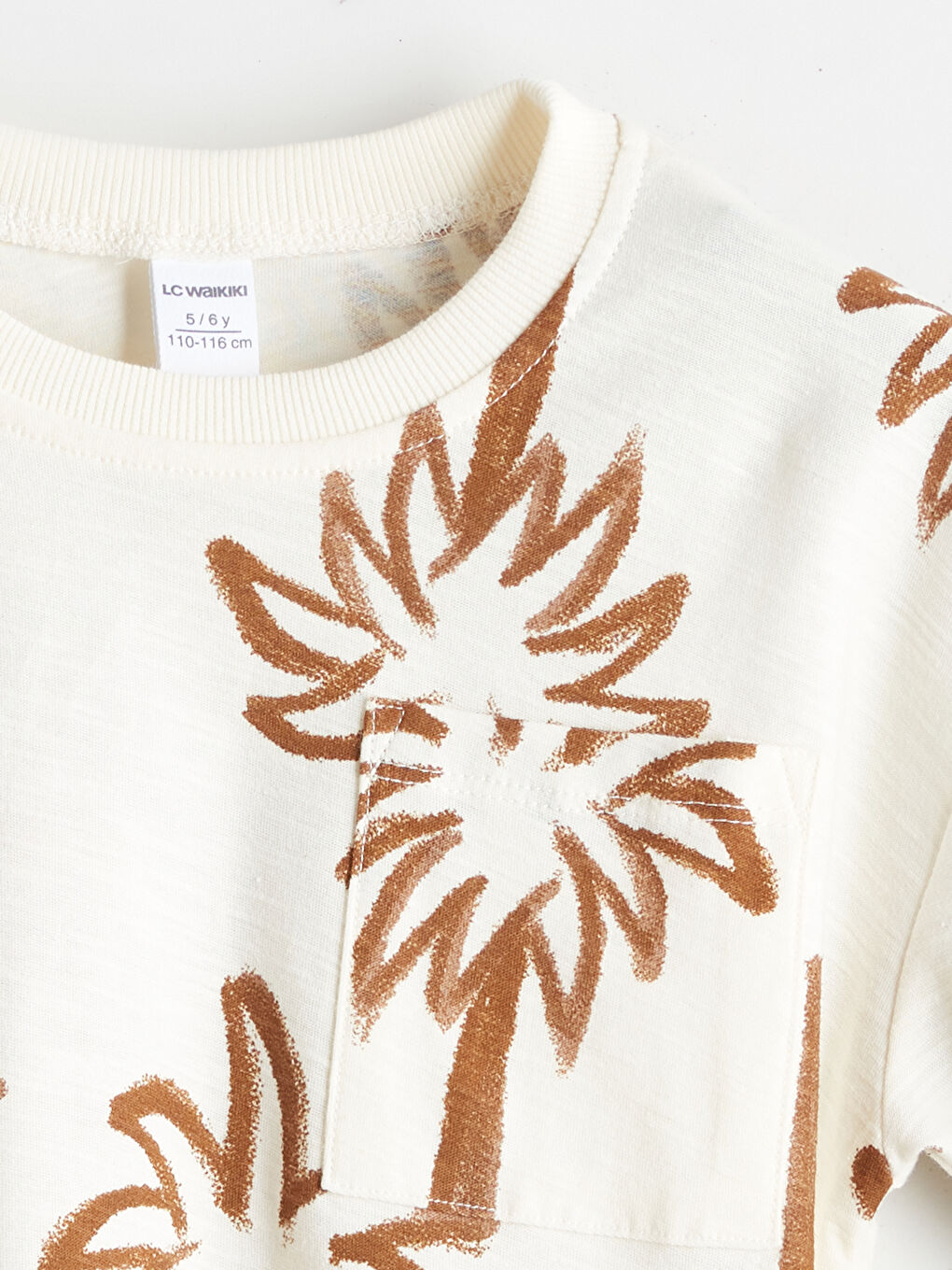 მრგვალი საყელო ბიჭების მაისური-1